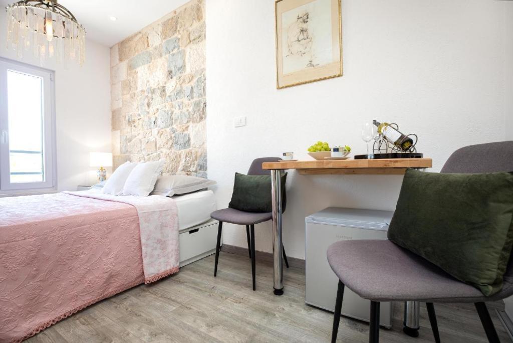 Old Bridge Trogir Hotel Екстериор снимка